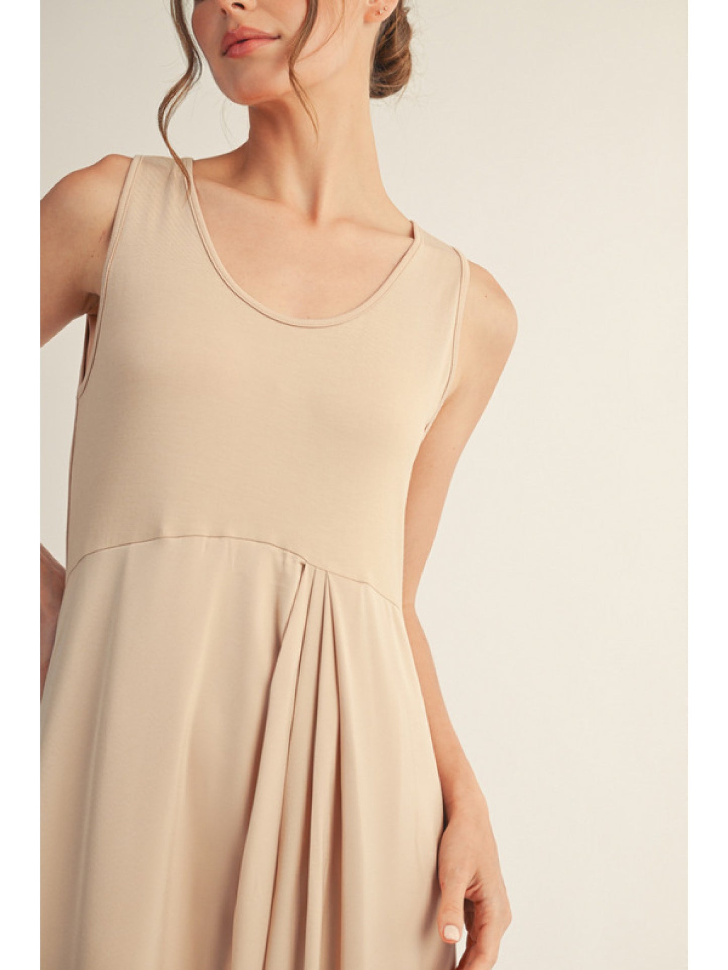 Sleeveless Solid Fabric Midi Dress by Jodifl