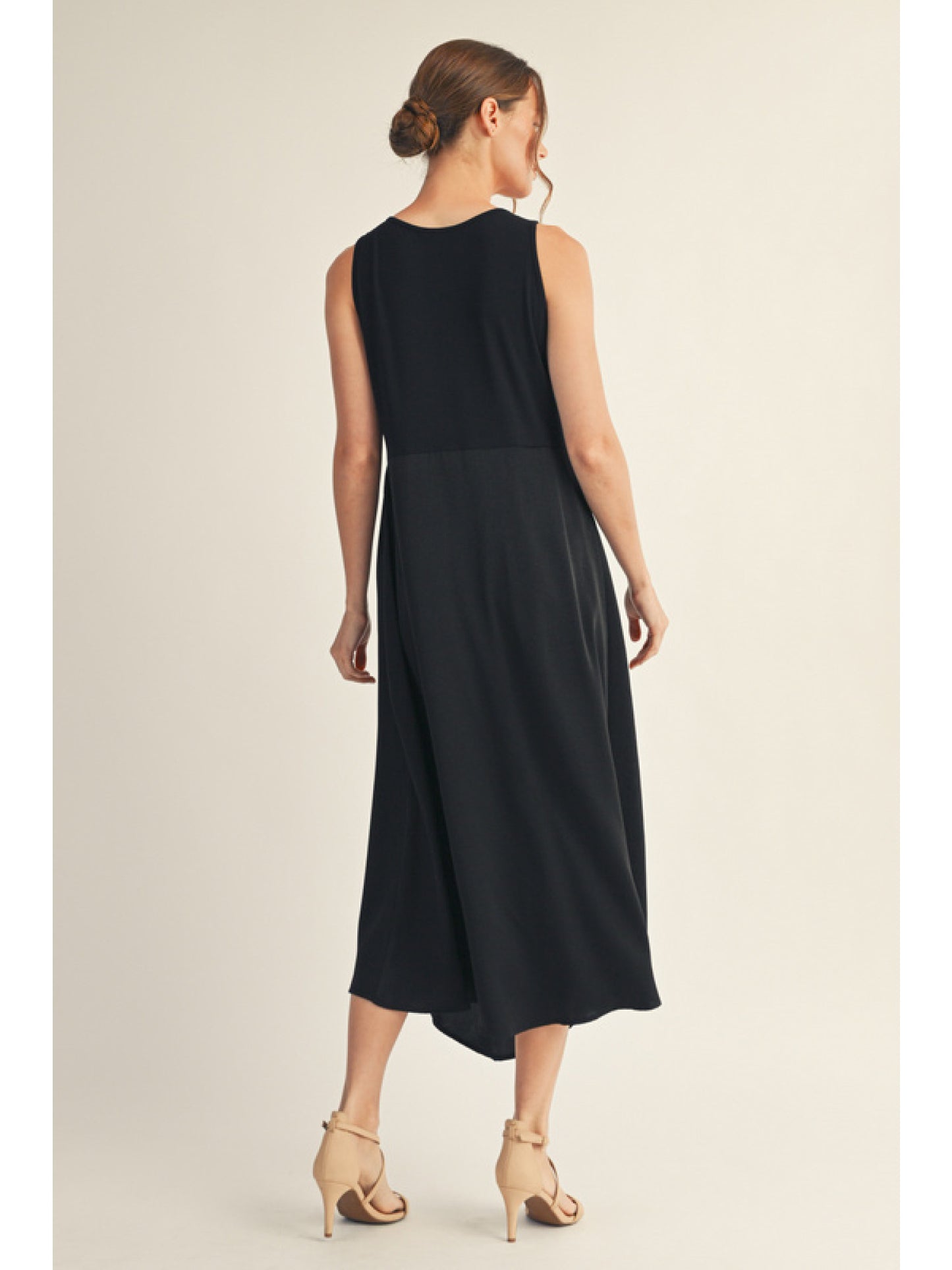 Sleeveless Solid Fabric Midi Dress by Jodifl