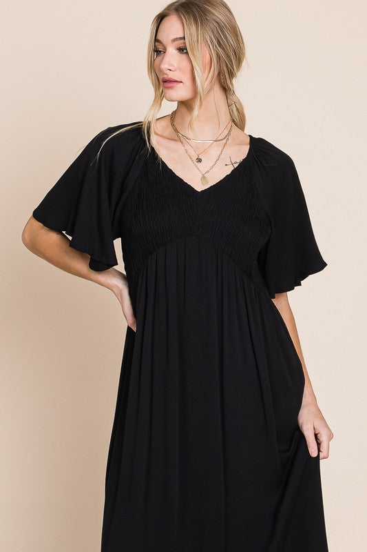 Comfy V-Neck Black Midi Plus Size Dress with Pockets