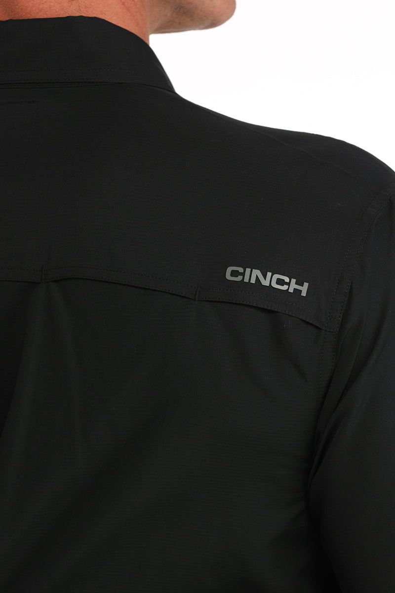 Mens Short Sleeve ArenaFlex Button Down in Black by Cinch