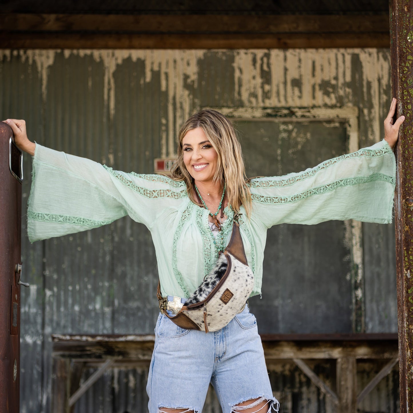 Roswell Cowhide Hildy Belt Bag by STS Ranchwear