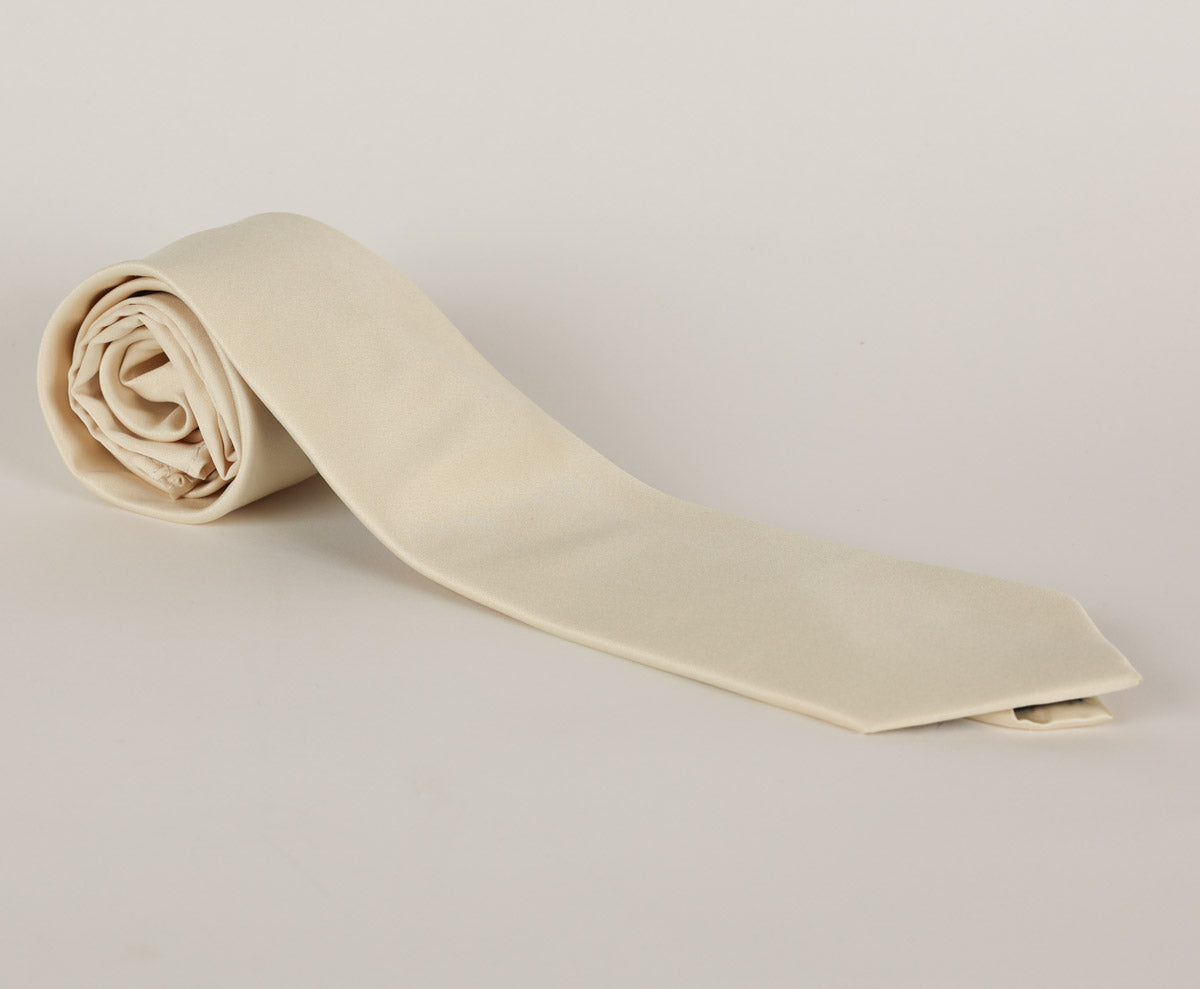 Stacy Adams Mens Solid Tie and Hanky Set