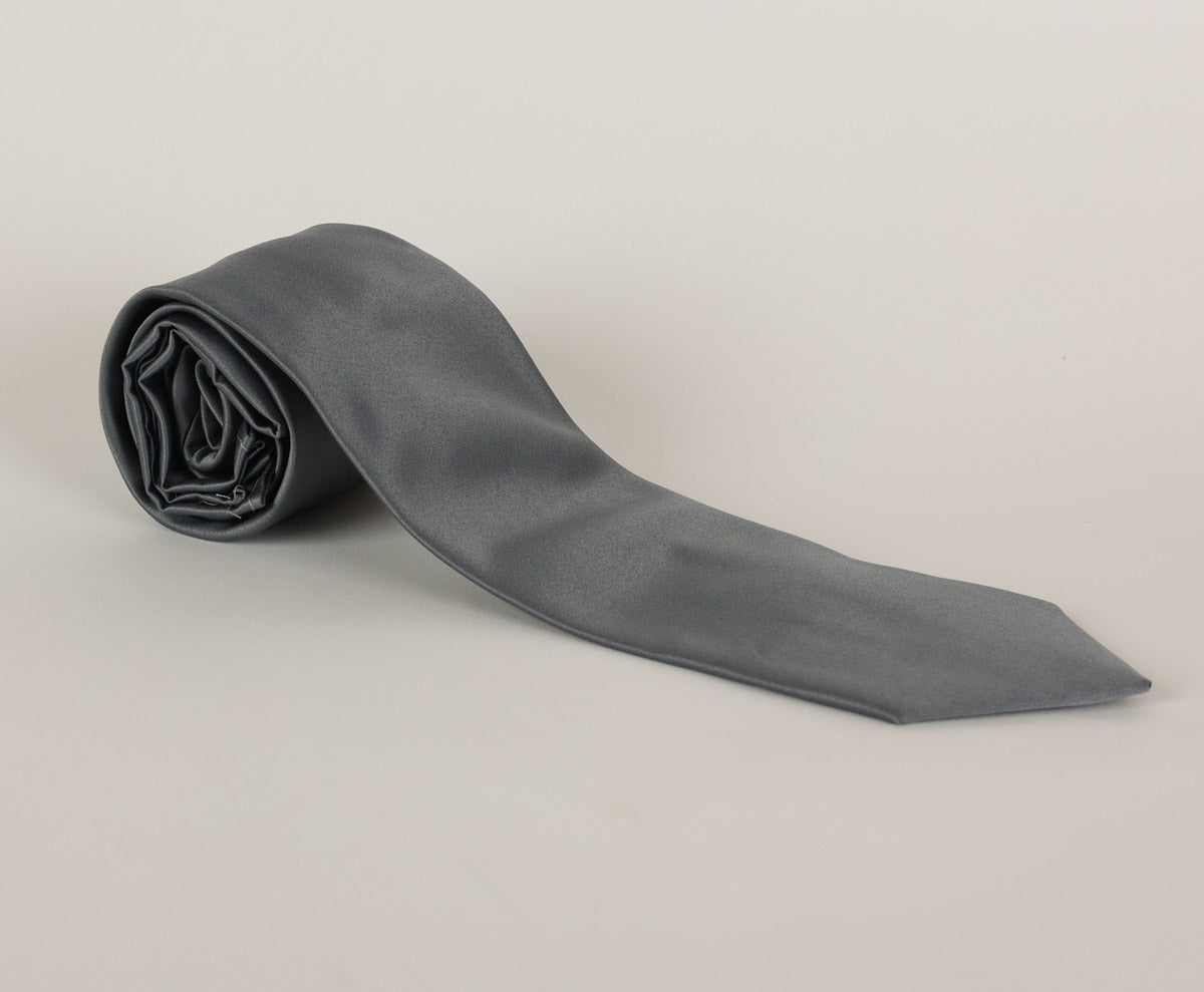 Stacy Adams Mens Solid Tie and Hanky Set