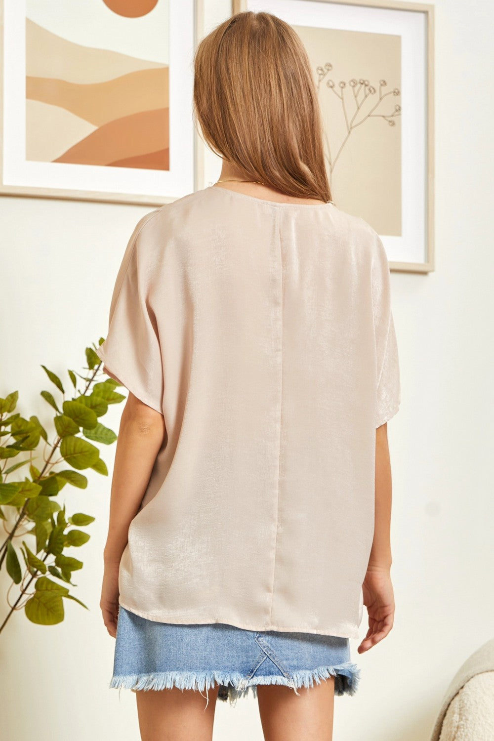 Basic Solid V-Neck Top by Andree by Unit