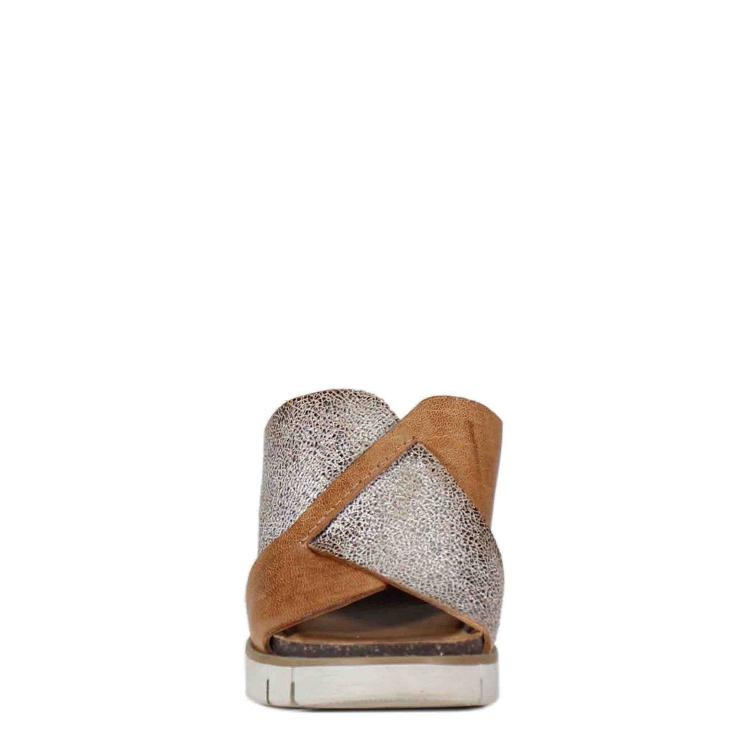 Beachy Keen Luggage-Gold