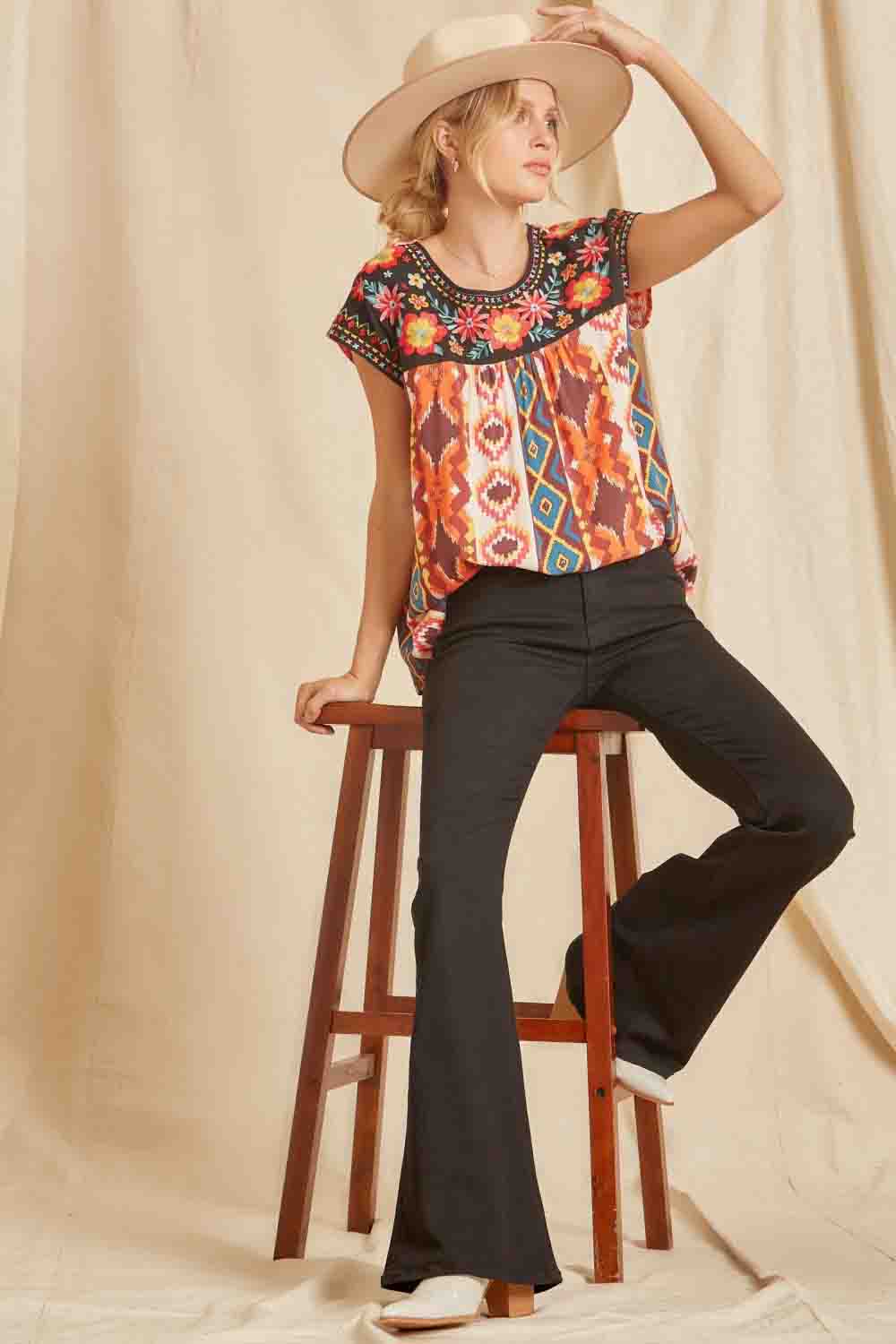 Chic Aztec Print Embroidery Top