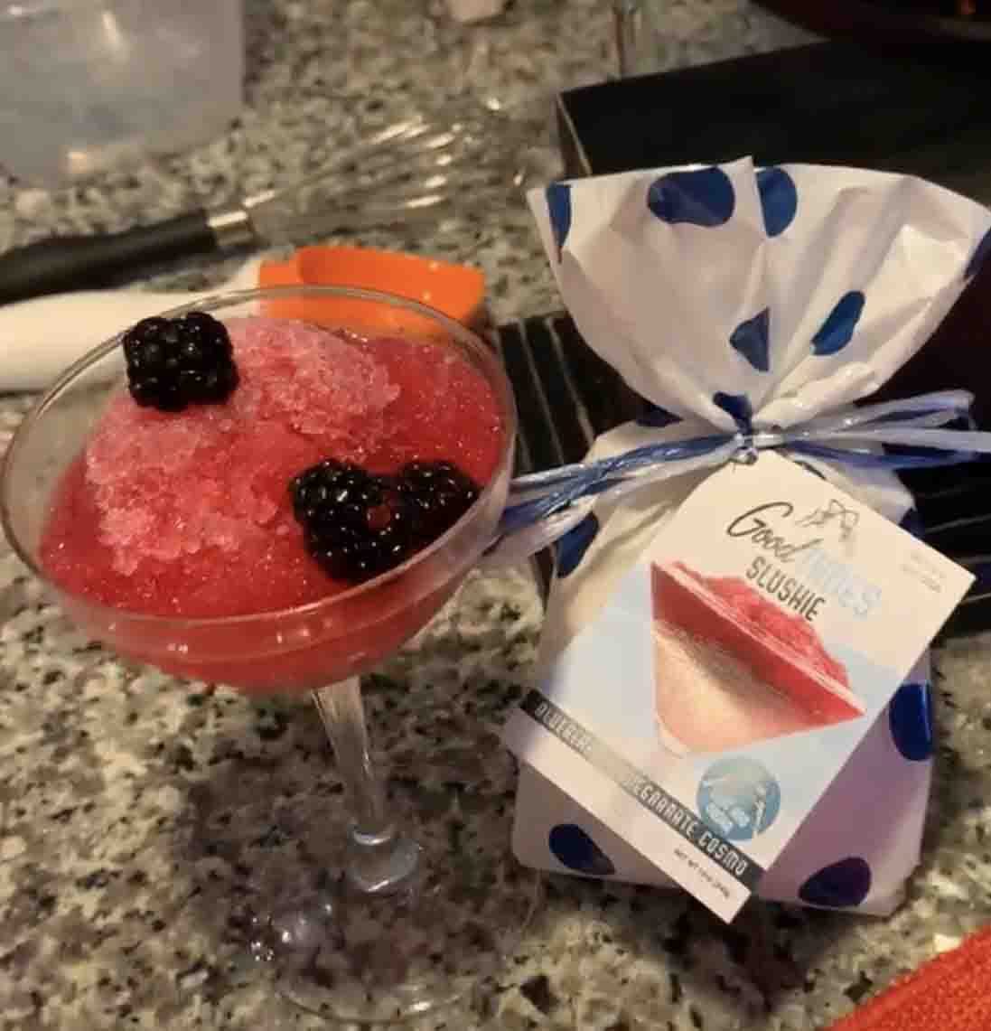 Blueberry-Pom Cosmo Slushie Mix