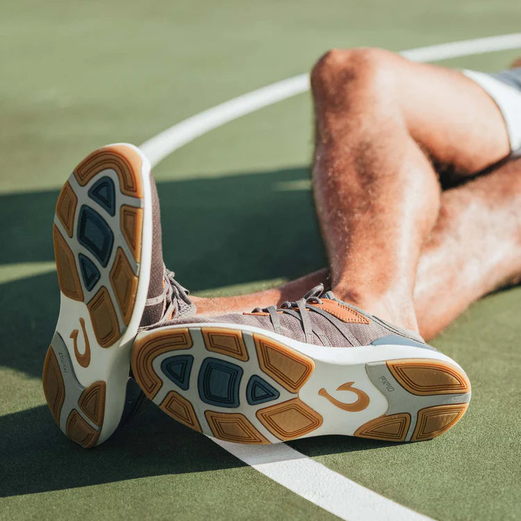 Mio Li Sneakers by Olukai