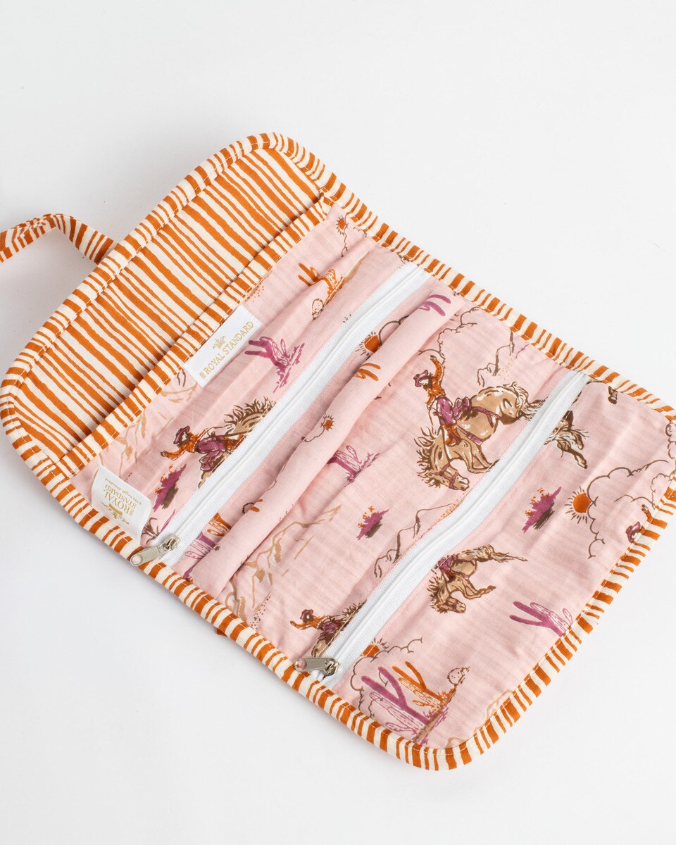 Howdy Hunny Quilted Jewelry Roll | Light Pink/Multi - The Royal Standard