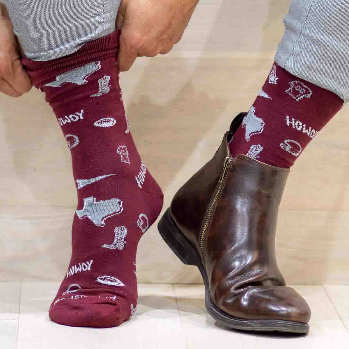 Men's Howdy Pride Socks Maroon/Gray/White