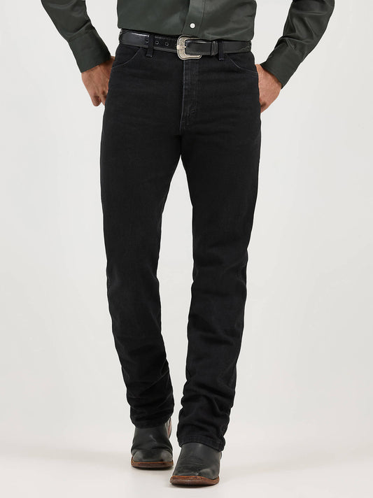Wrangler Cowboy Cut Jeans Prewashed in Shadow Black