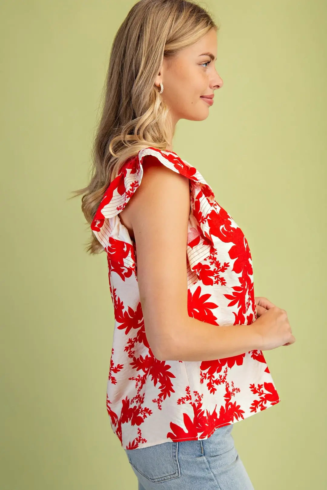 Floral Print Flutter Sleeve V-Neck Blouse with Trapunto Stitching
