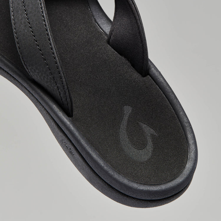 Ohana Womens Sandals in Black by OluKai