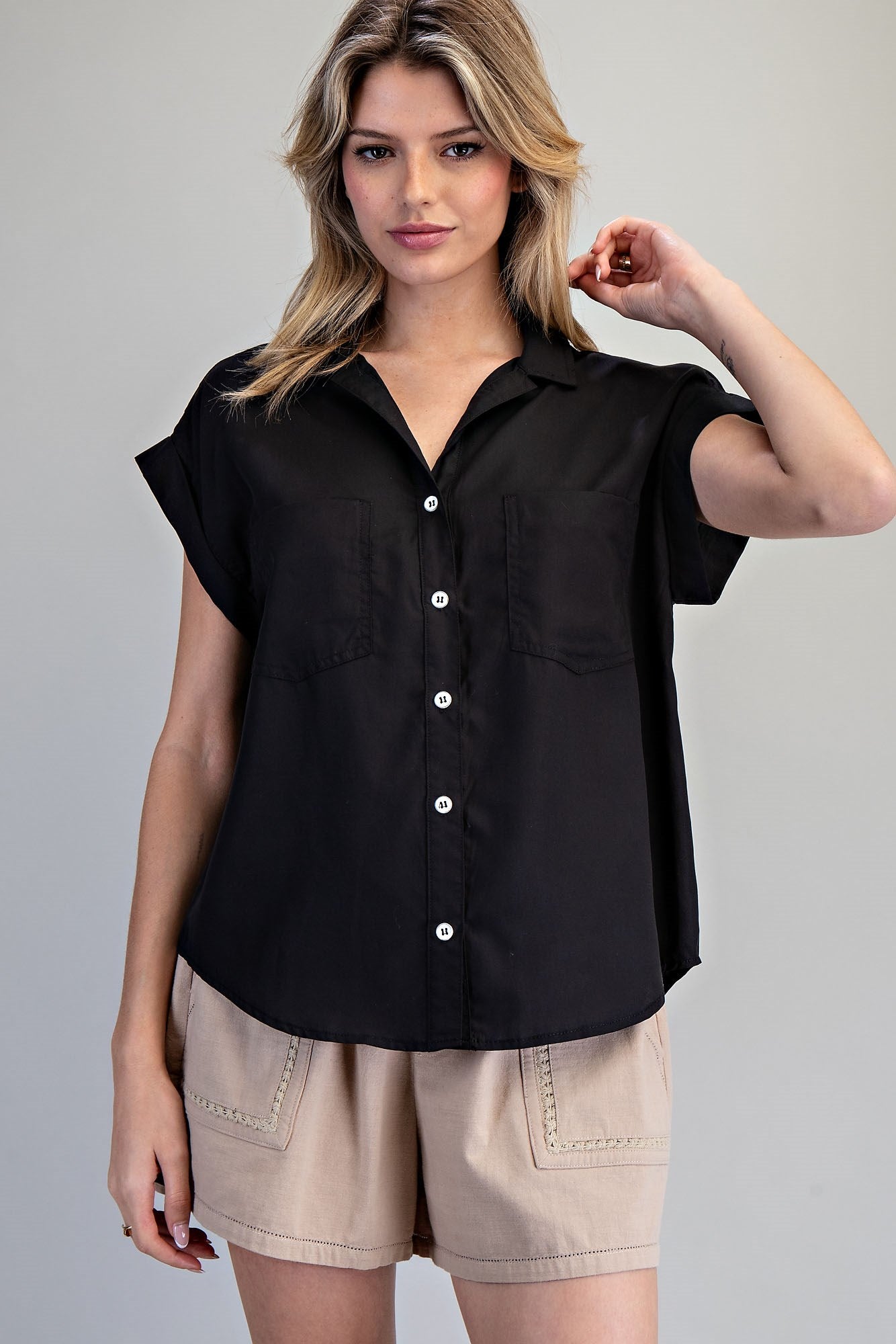 Solid Button Down Short Sleeve Shirt by ee:some