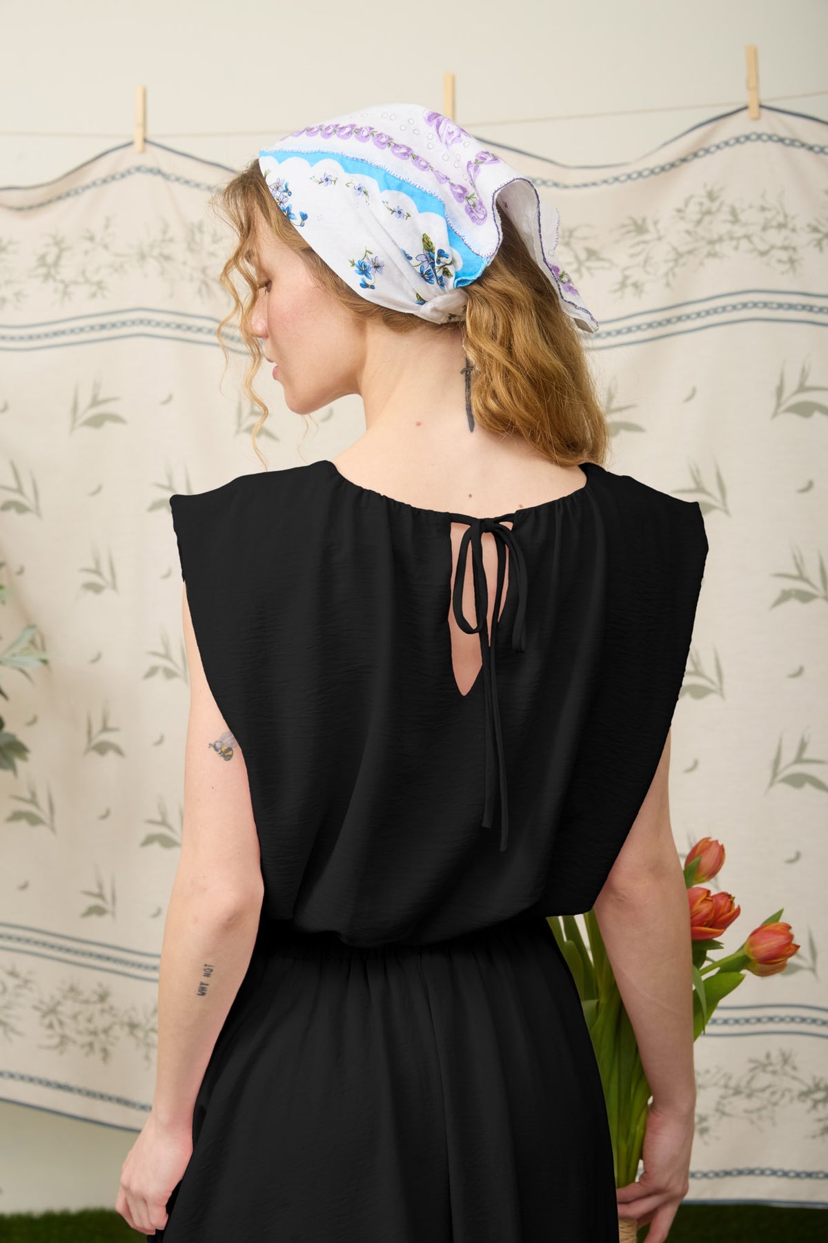 Sleeveless Balloon Crop Top by blu pepper