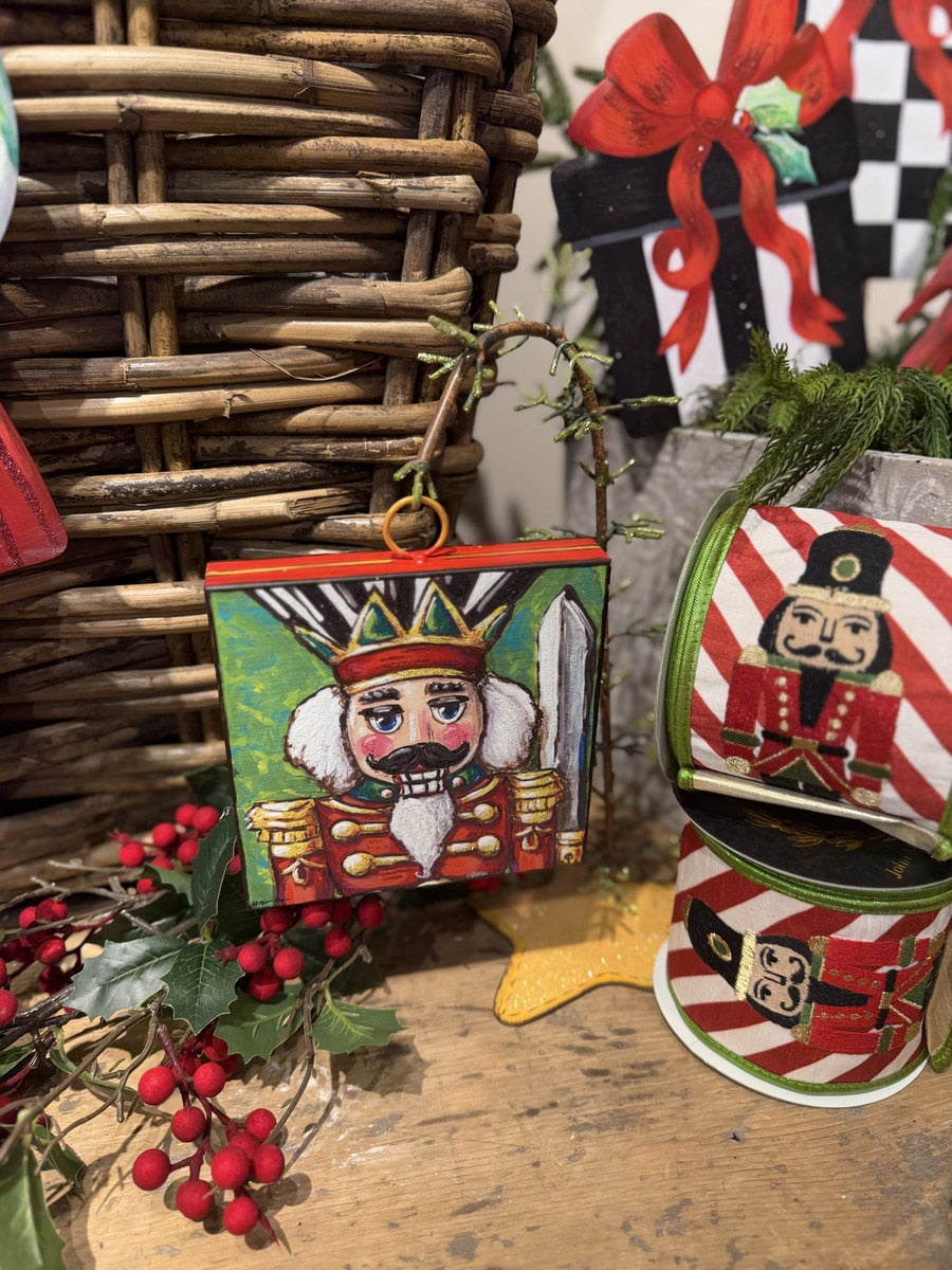Mini Hamilton Elegant Nutcracker | The Round Top Collection