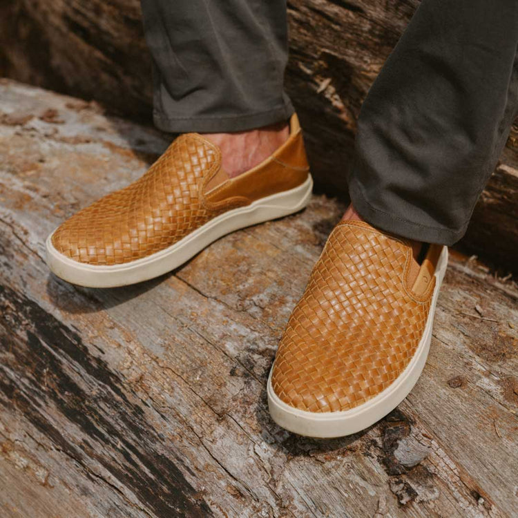 Lae'ahi Lauhala Woven Leather Shoe by Olukai