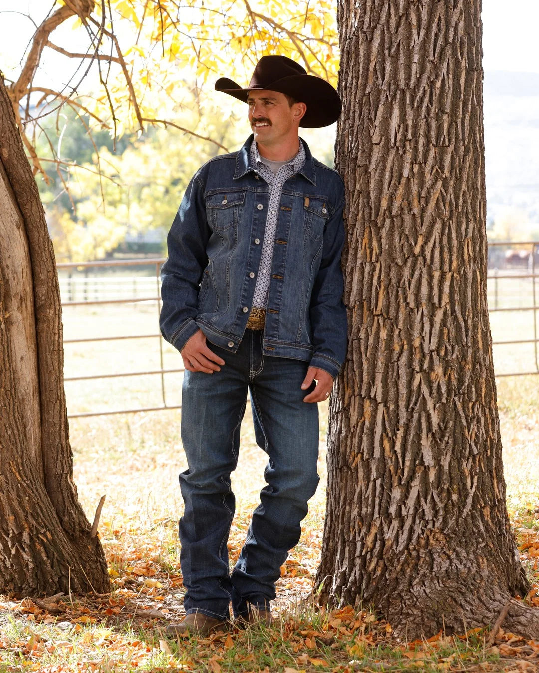 Mens Denim Trucker in Indigo by Cinch Jeans