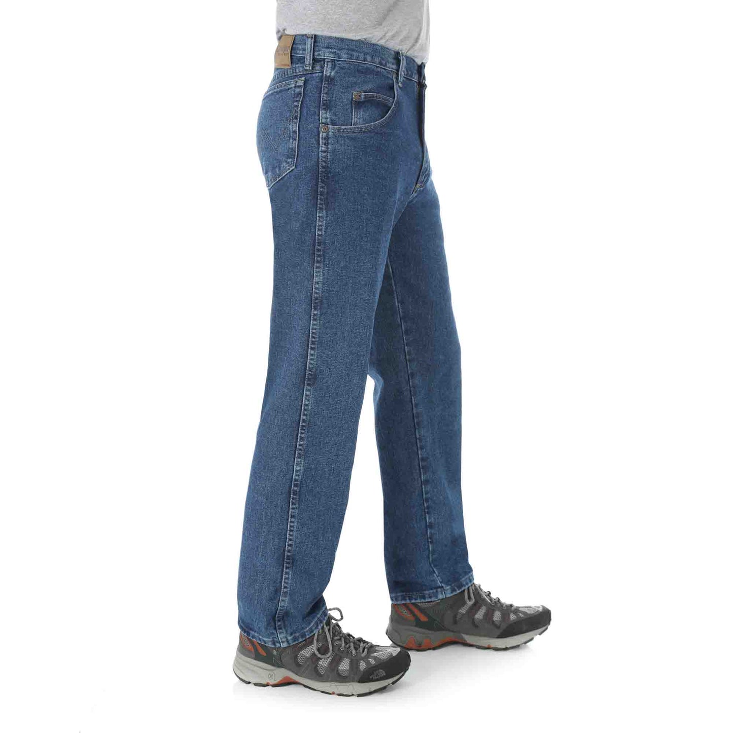 Wrangler Rugged Wear Relazed Fit Jeans in Antique Indigo